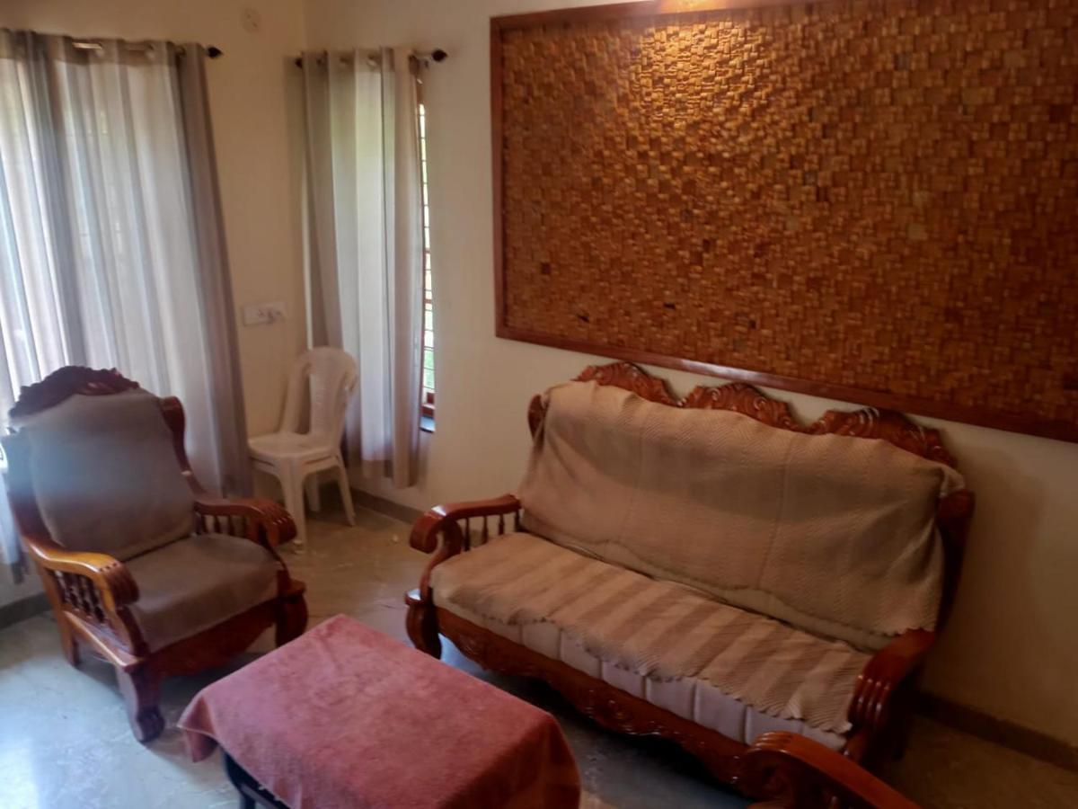 Sinai Homestay Alappuzha Bagian luar foto