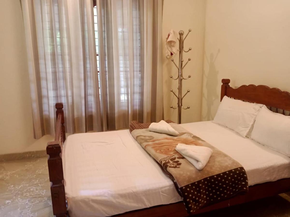 Sinai Homestay Alappuzha Bagian luar foto