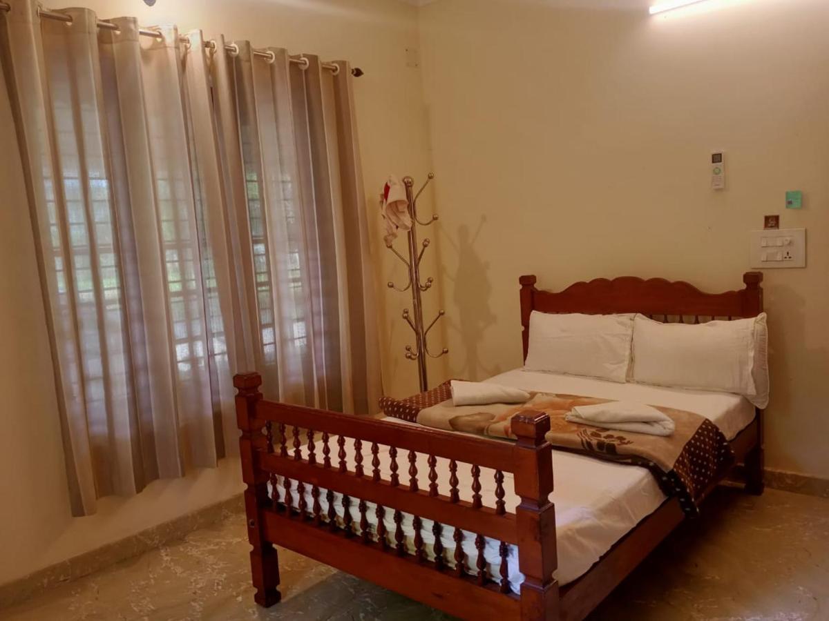 Sinai Homestay Alappuzha Bagian luar foto